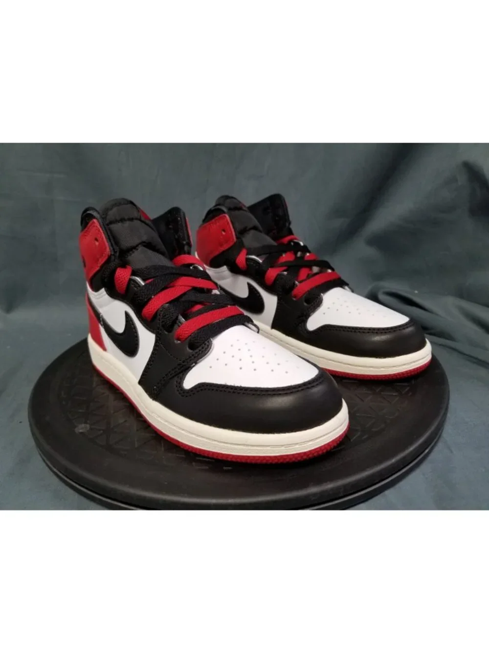 Jordan 1 Retro High OG Black Toe Reimagined DZ5485 106 Men's Size 9 NEW NO BOX!